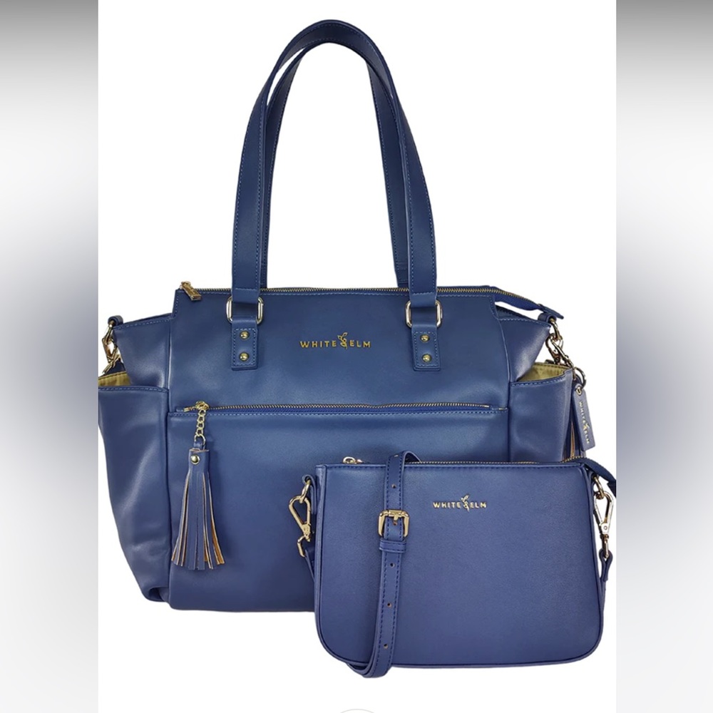 BNWT White Elm Gemini Covertible Backpack with Ava Clutch/Crossbody in Navy Blue